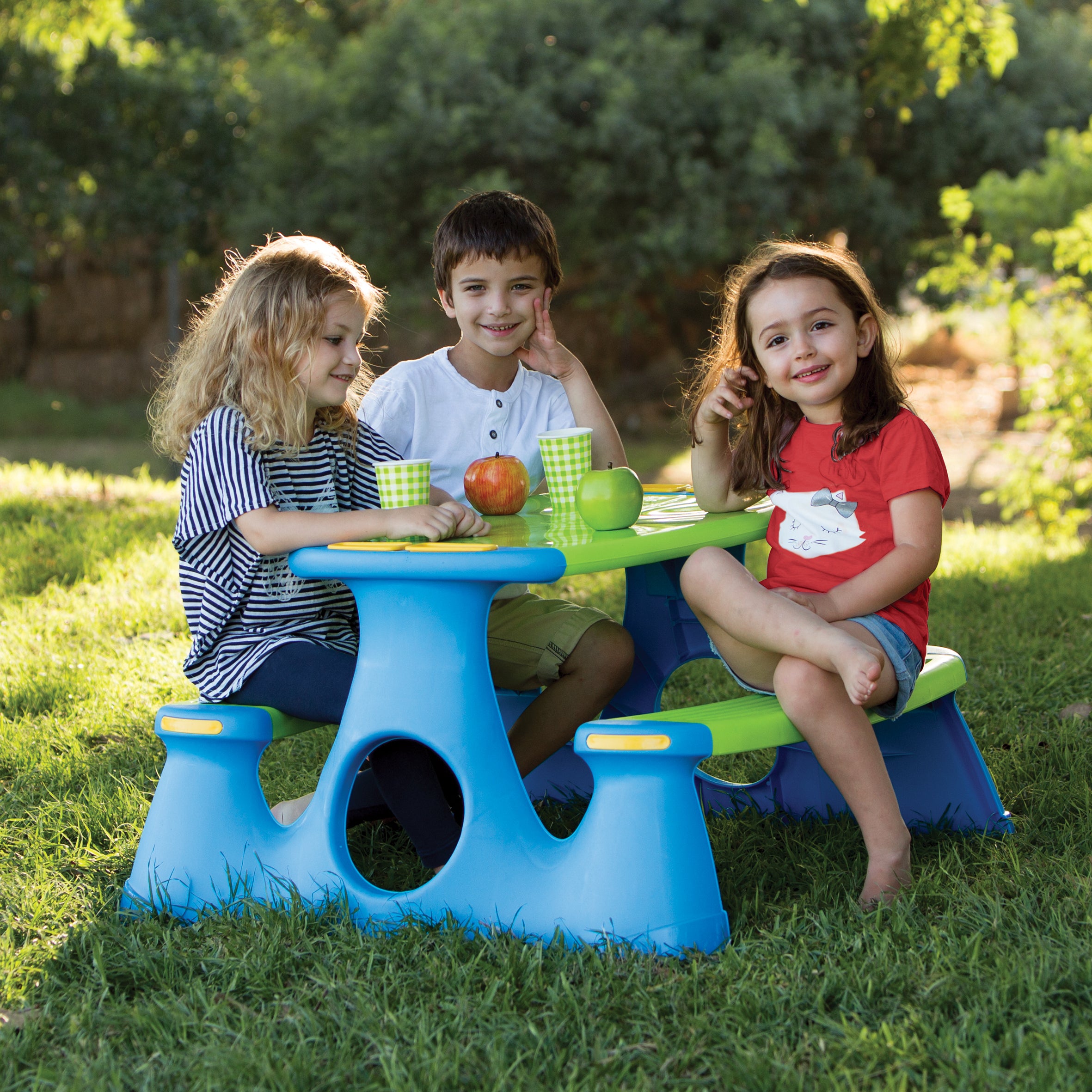 Kids garden clearance picnic bench